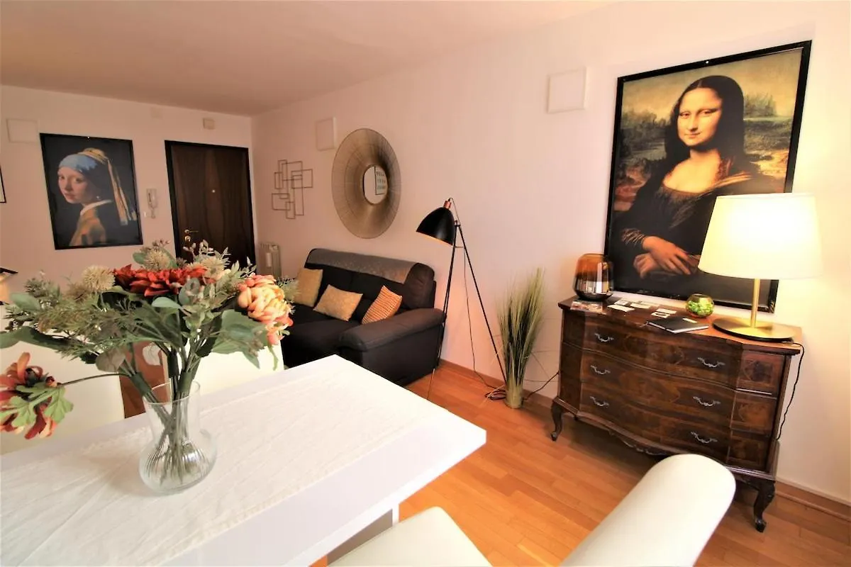 Charming Canal View San Marco Apartment Venezia